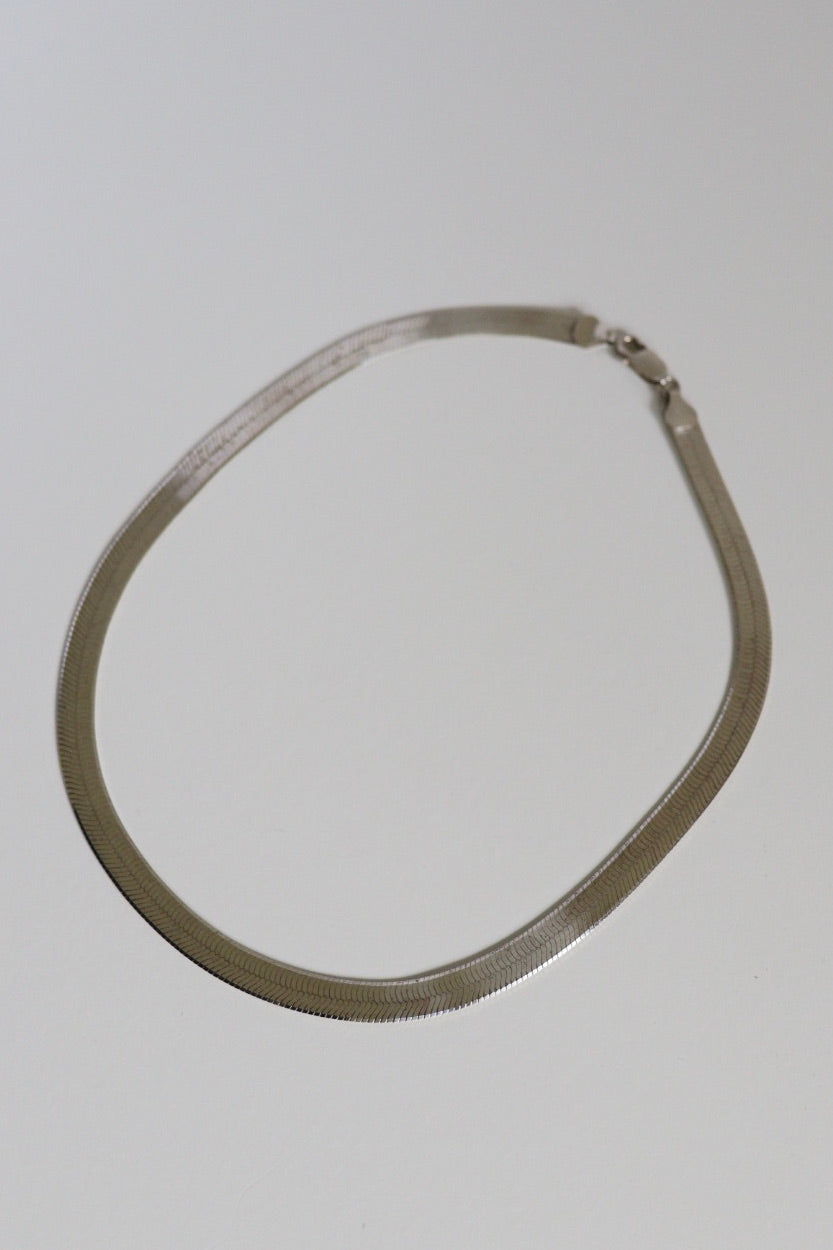 The Herringbone Chain - vintage silver necklace
