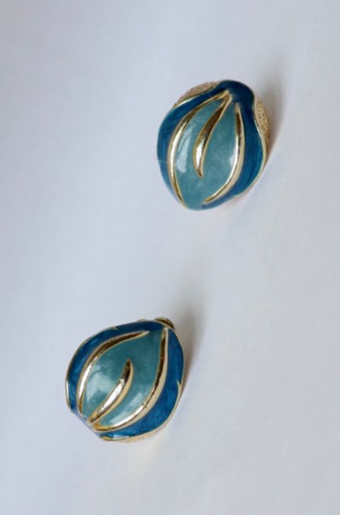 The Droplet Clip-on Earrings