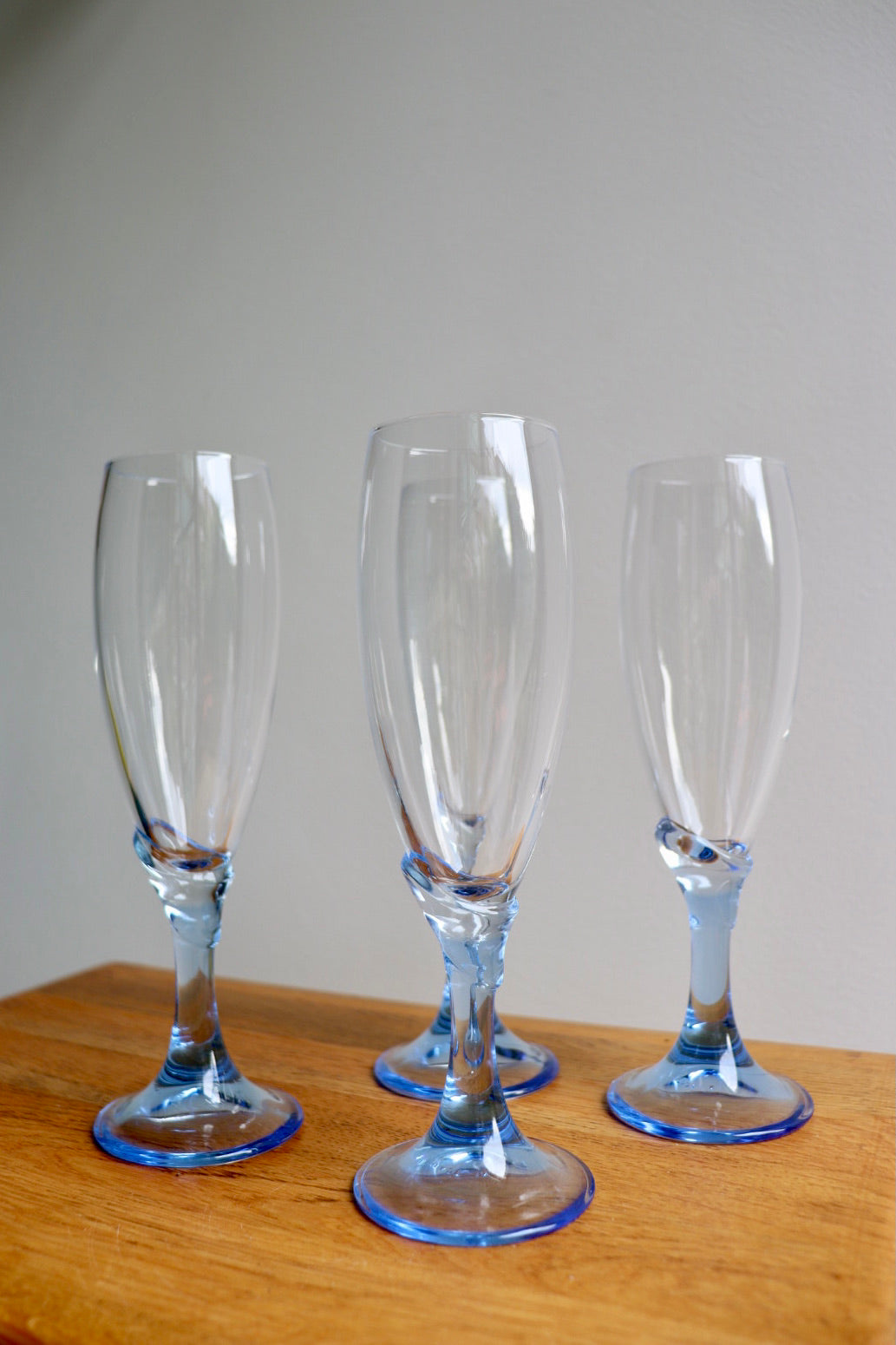 The Champagne Cheers