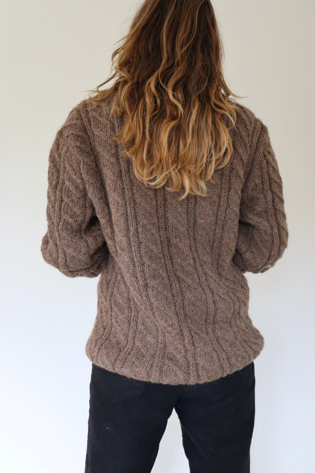 The Knitted V-neck - sweater - S up to L