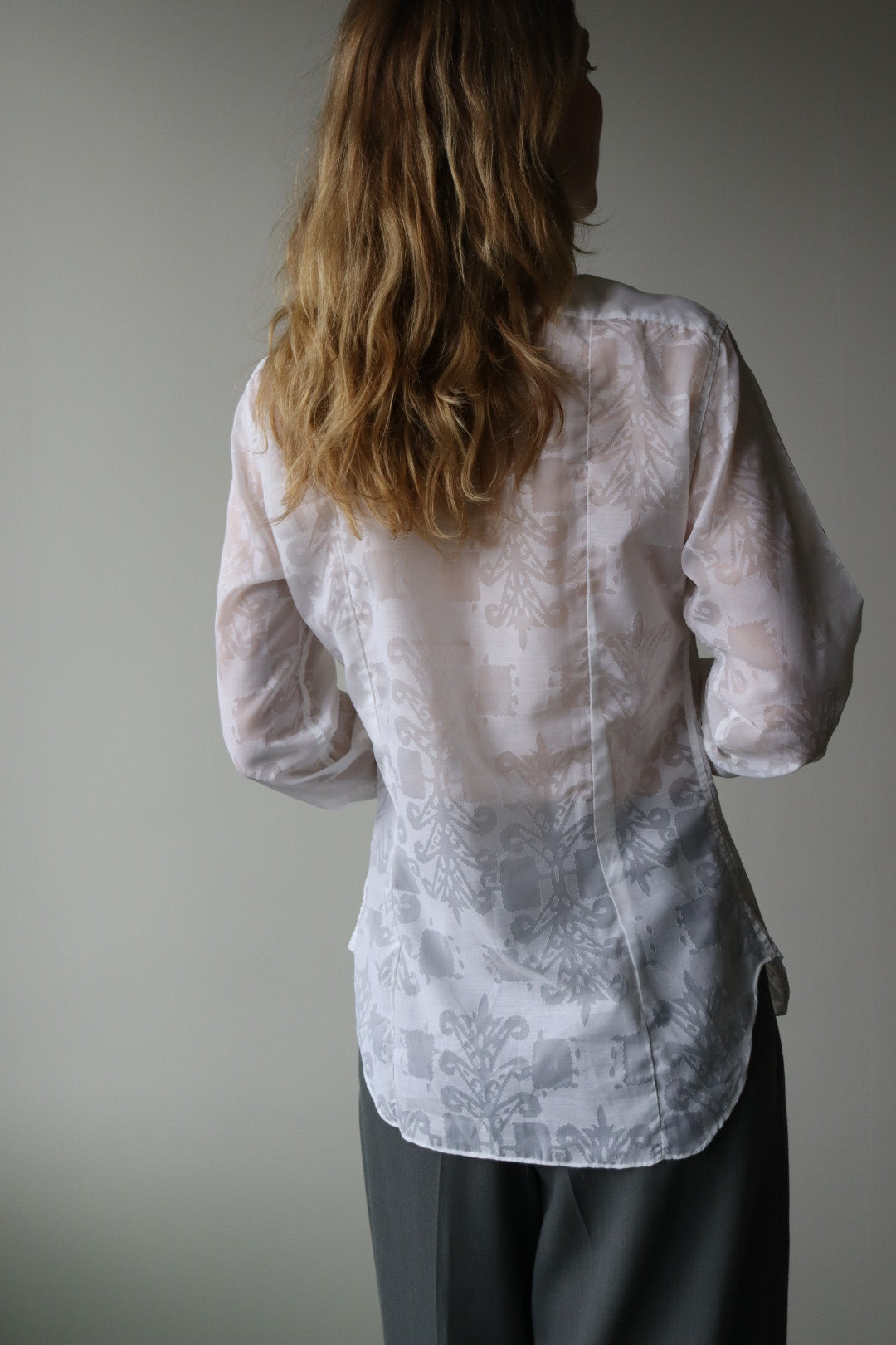 The White See Trough - crisp blouse - S/M
