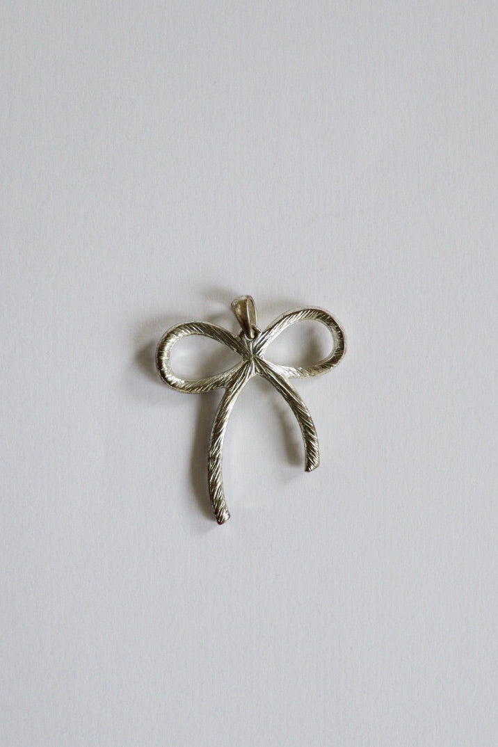 The Diamond Bow - pendant