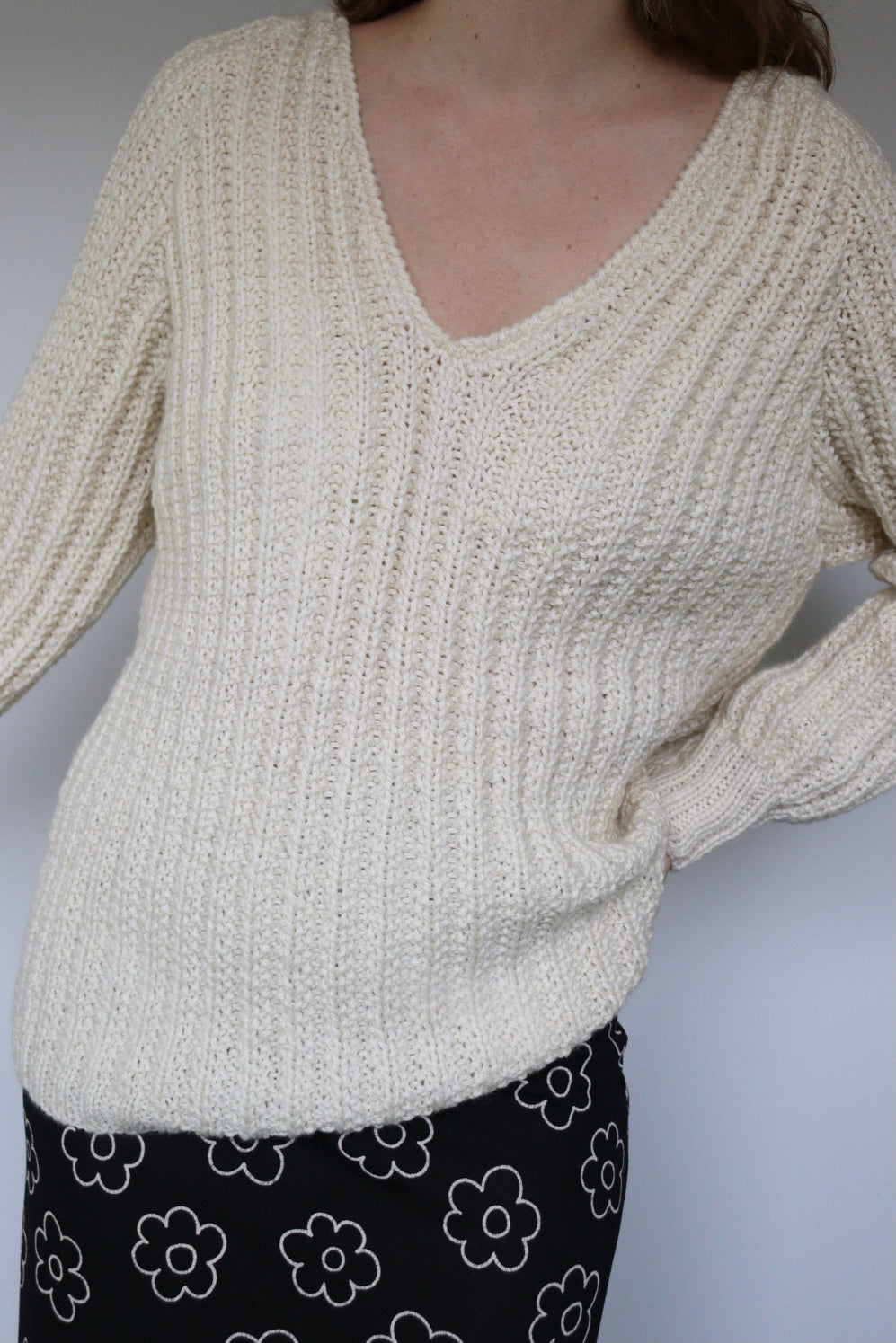 The Ivory V - sweater - S up to L