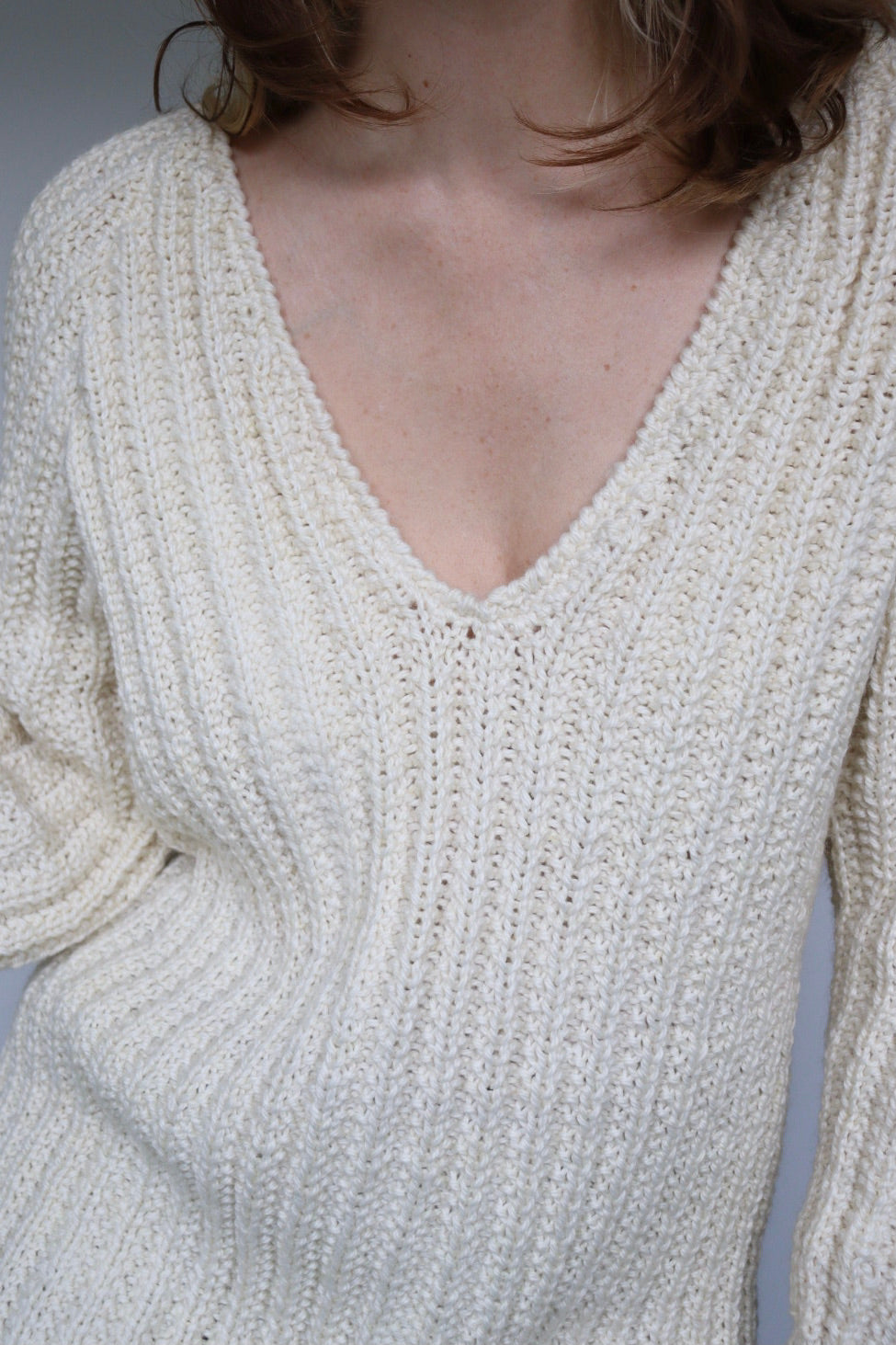 The Ivory V - sweater - S up to L