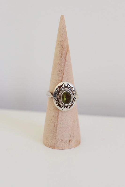 The Green Peridot - vintage silver ring