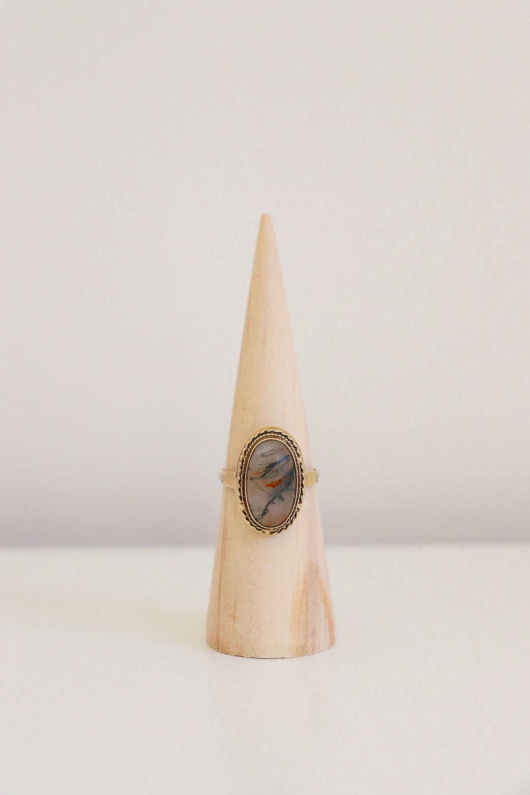The Moss Agate - vintage 14K gold ring