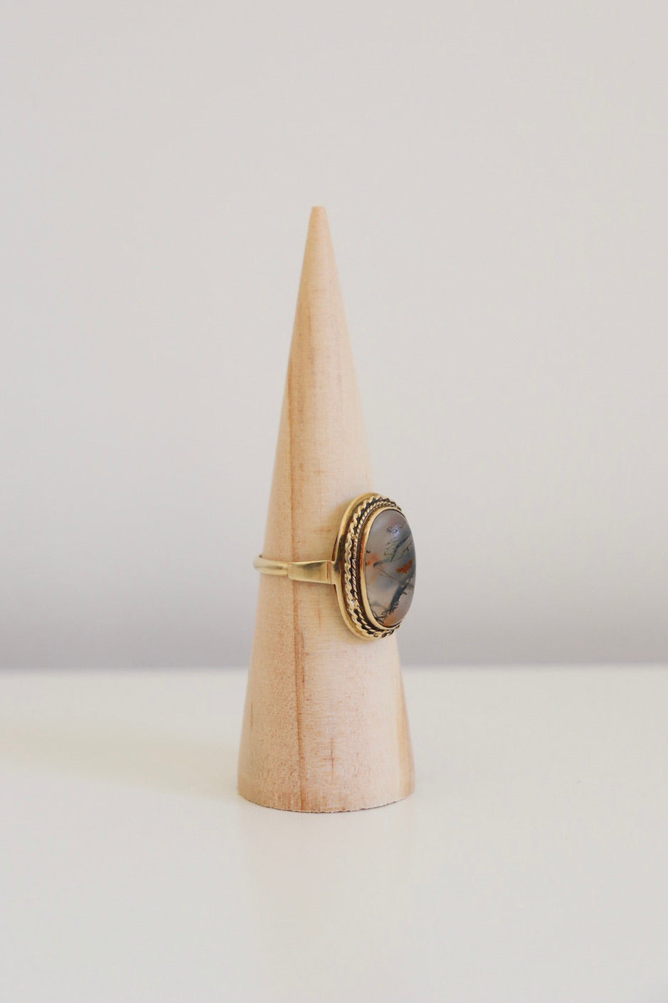 The Moss Agate - vintage 14K gold ring