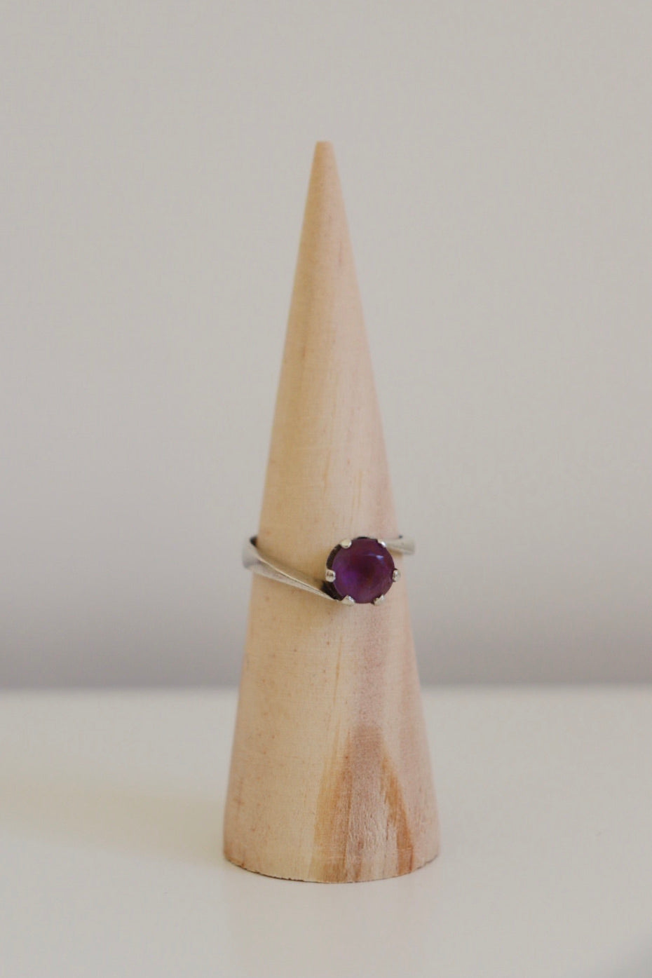 The Purple Amethyst - vintage silver ring