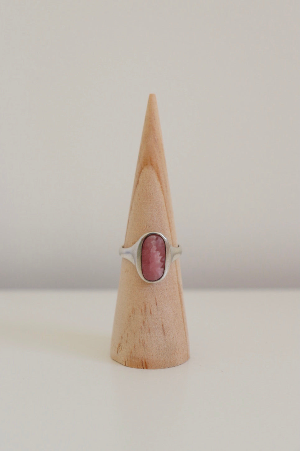The Rose Quartz - vintage silver ring