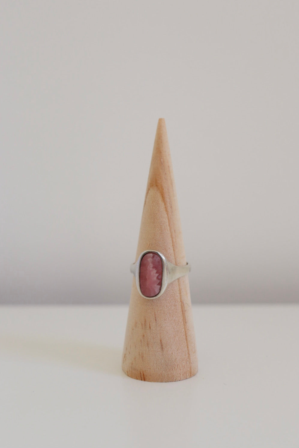 The Rose Quartz - vintage silver ring