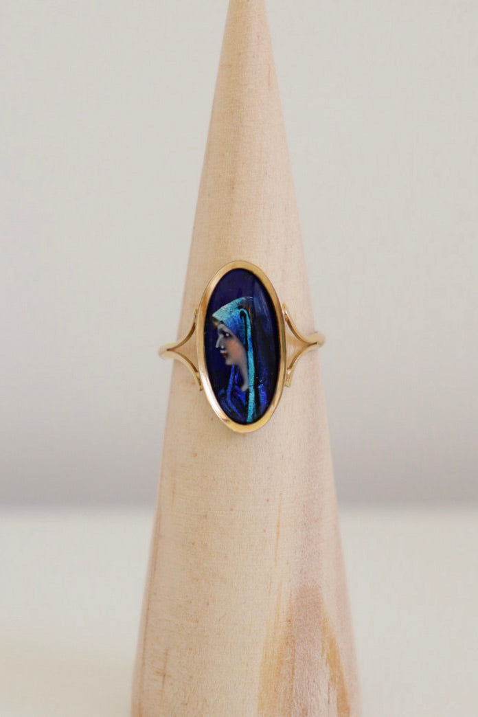 The Saint Fabiola - vintage 18K gold ring