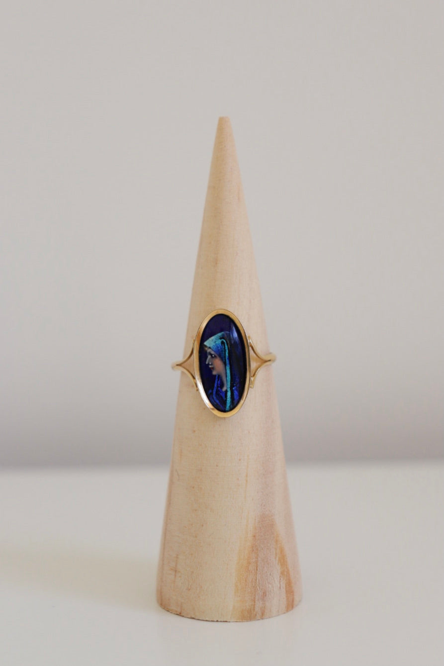 The Saint Fabiola - vintage 18K gold ring