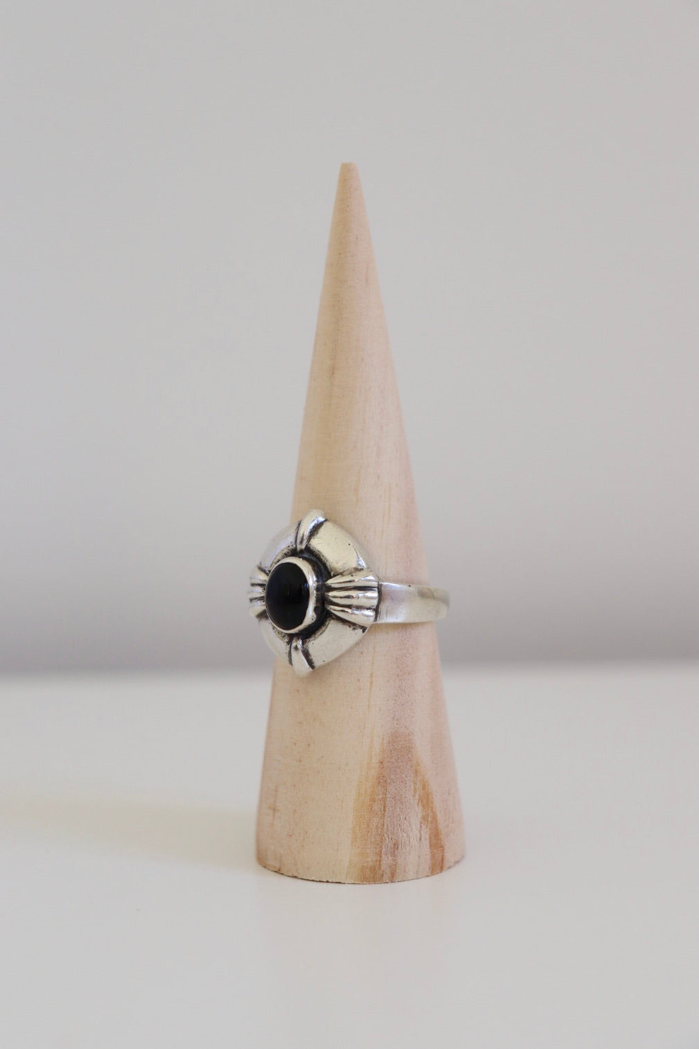 The Black Onyx - vintage silver ring