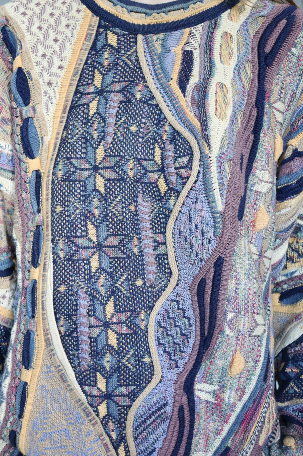 The Scribble Stars - vintage Tundra knitted sweater - S up to XL
