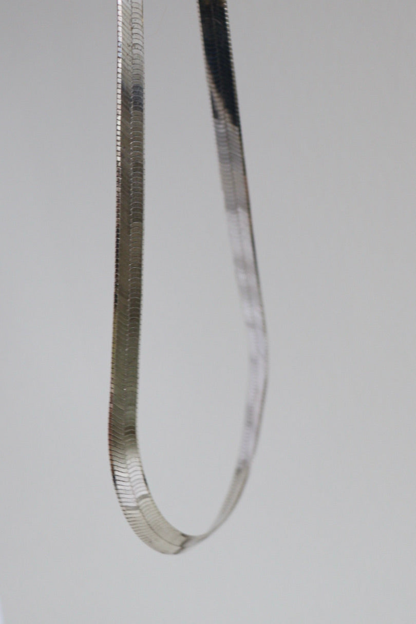 The Herringbone Chain - vintage silver necklace