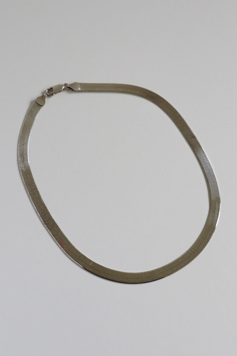 The Herringbone Chain - vintage silver necklace