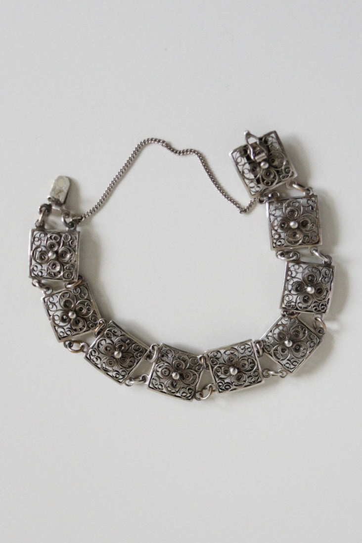 The Filigree Flower - vintage silver bracelet
