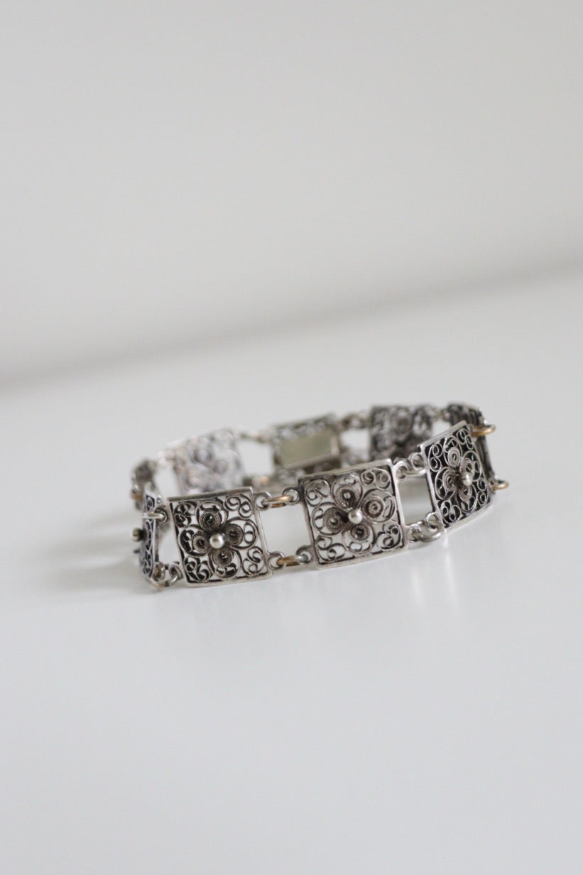 The Filigree Flower - vintage silver bracelet