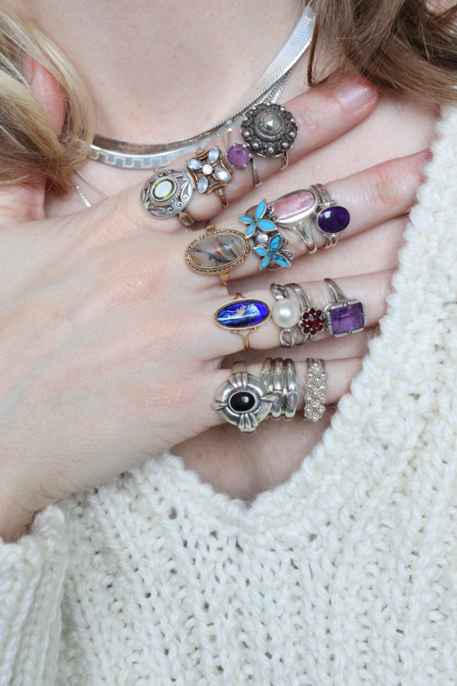 The Saint Fabiola - vintage 18K gold ring