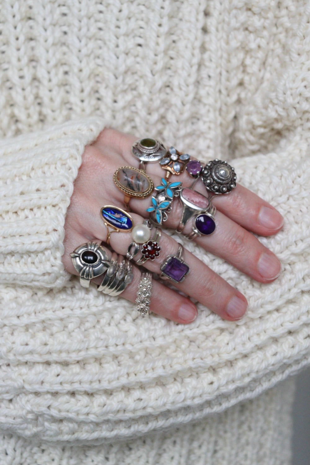 The Saint Fabiola - vintage 18K gold ring