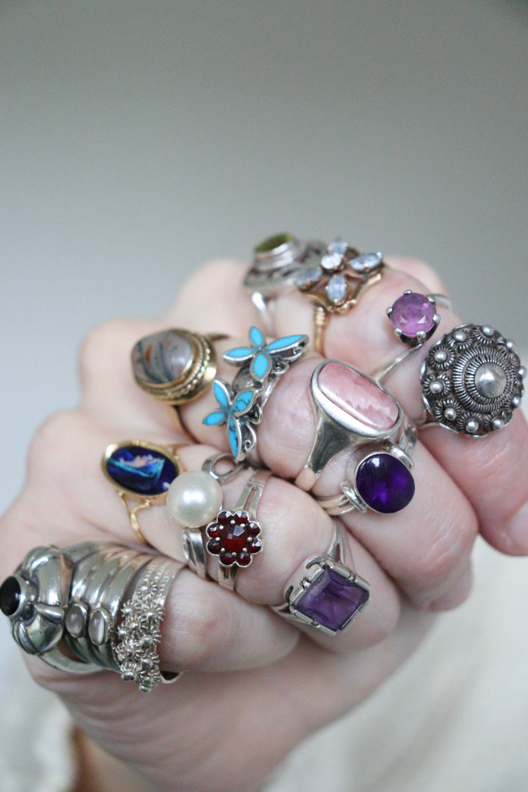 The Dark Amethyst - vintage silver ring