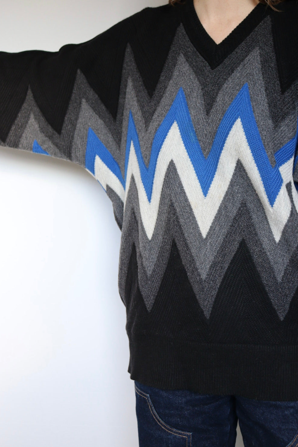 The Zig Zag - vintage Carlo Colucci sweater - S up to XXL