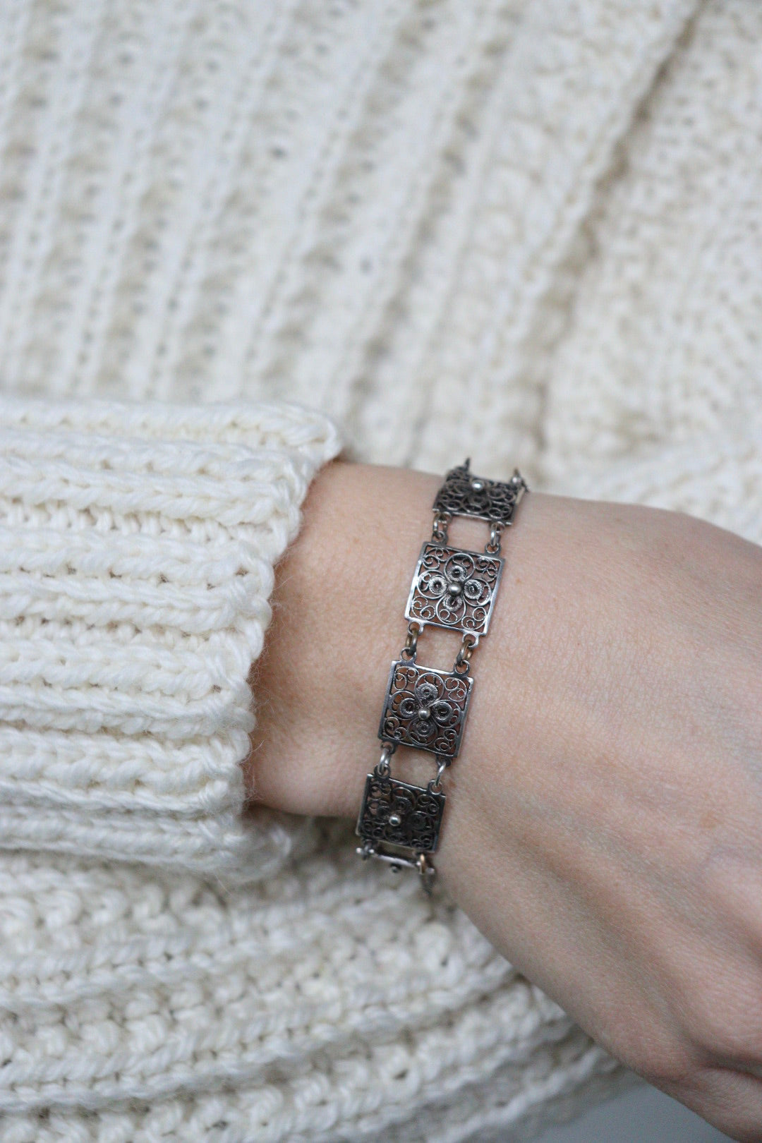 The Filigree Flower - vintage silver bracelet