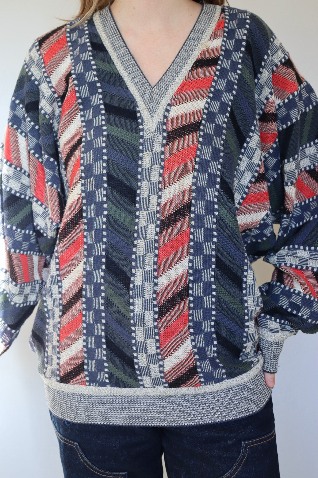 The Geometric V-neck - vintage Carlo Colucci sweater - S up to XL