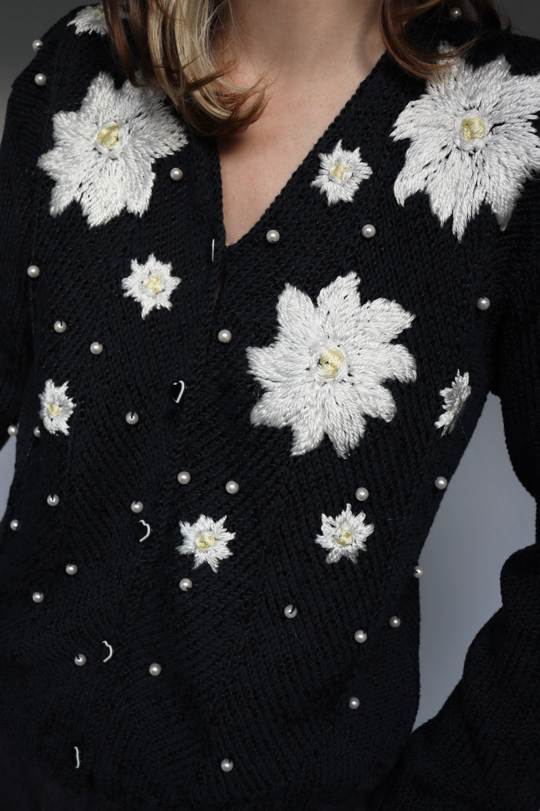 The Flowers & Pearls - vintage cardigan - S up to M/L