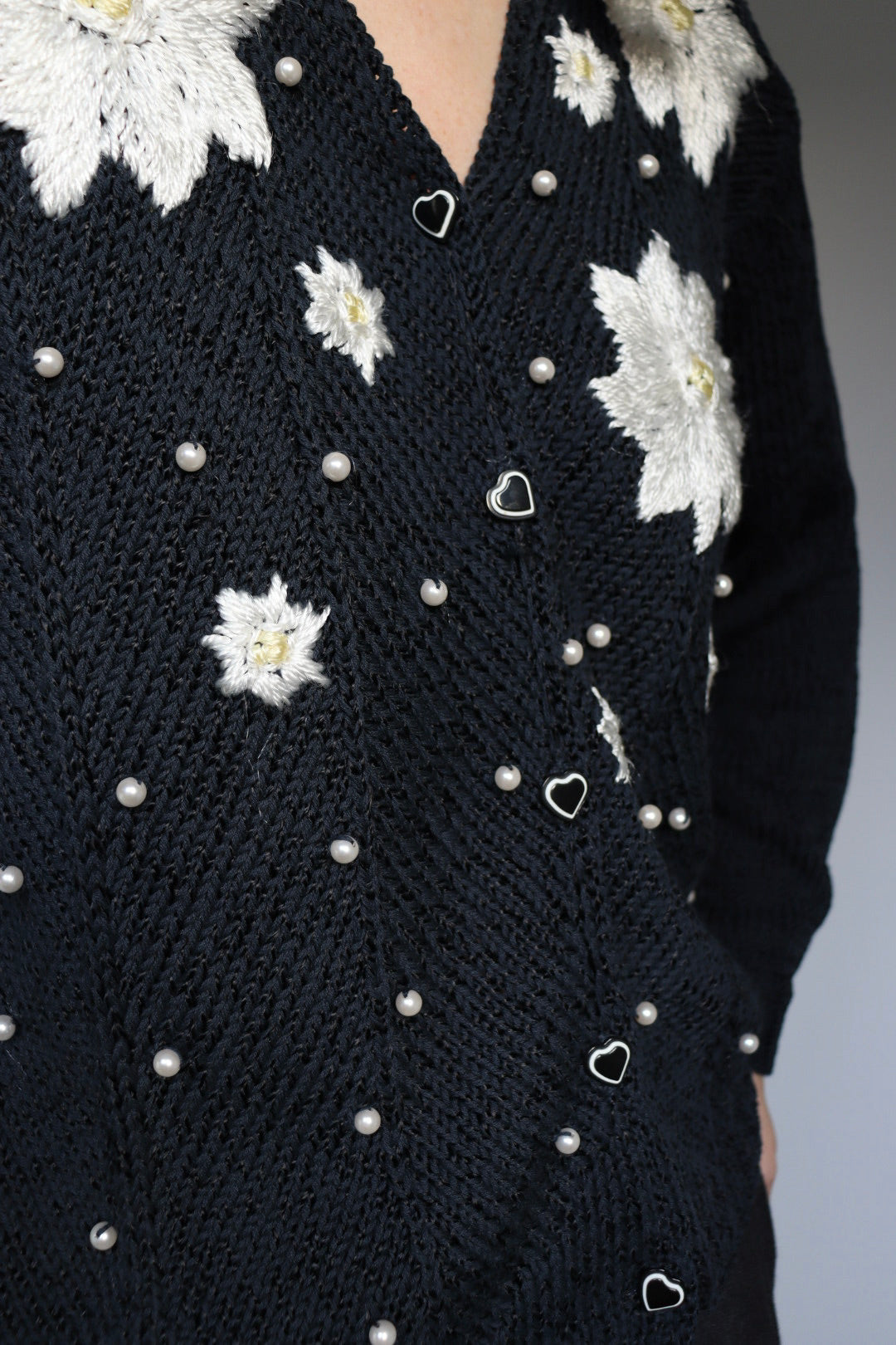 The Flowers & Pearls - vintage cardigan - S up to M/L