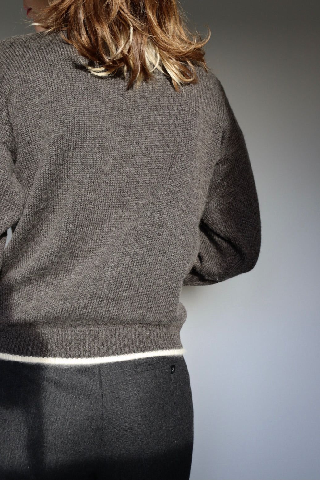 The Winter Windows - vintage sweater - S up to M