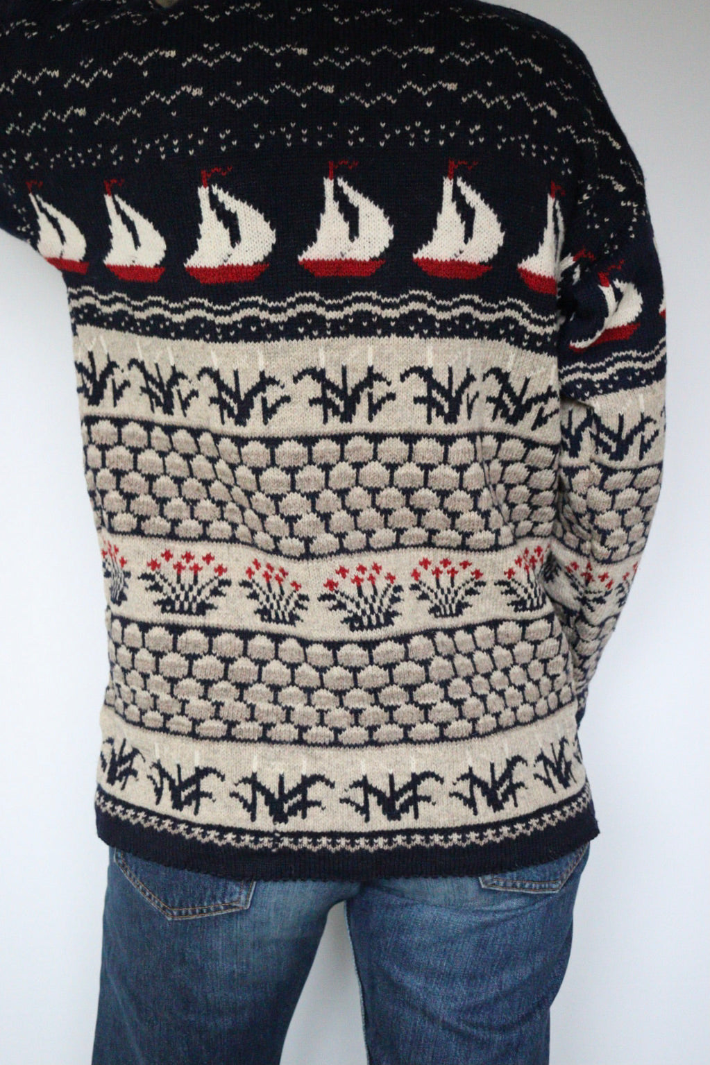 The Sailing to Norway - vintage knitted cardigan - S up to L