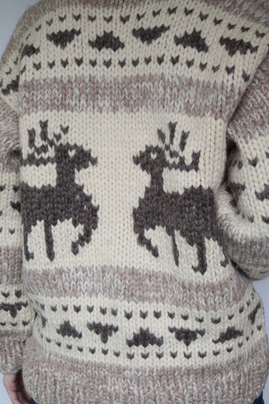 The Wool Reindeer - vintage knitted cardigan - S up to M/L