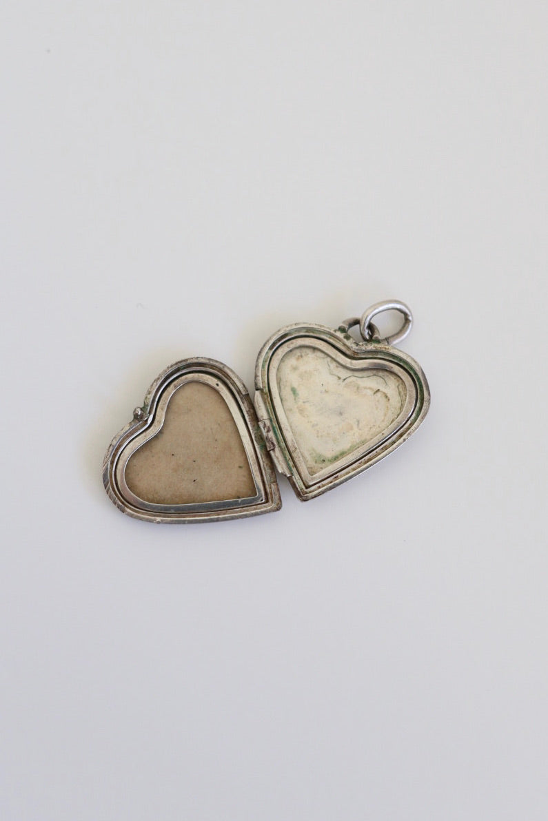 The Heart Locket - vintage silver pendant