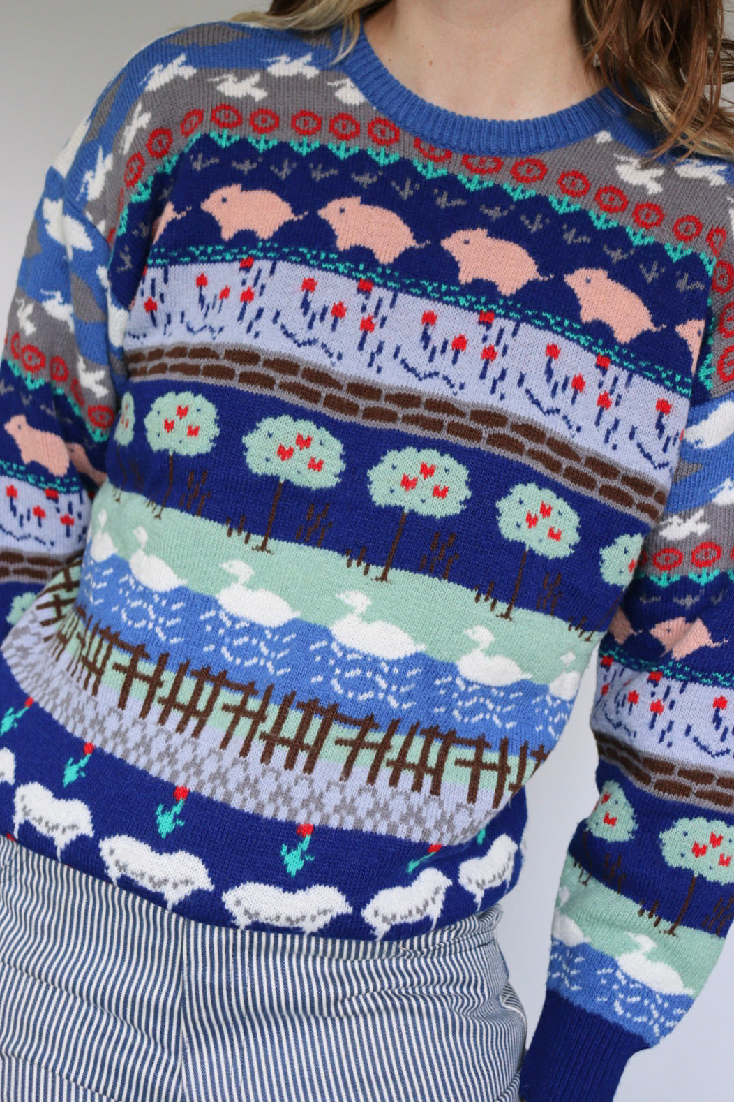 The Farm Yard - vintage sweater - S up to M/L