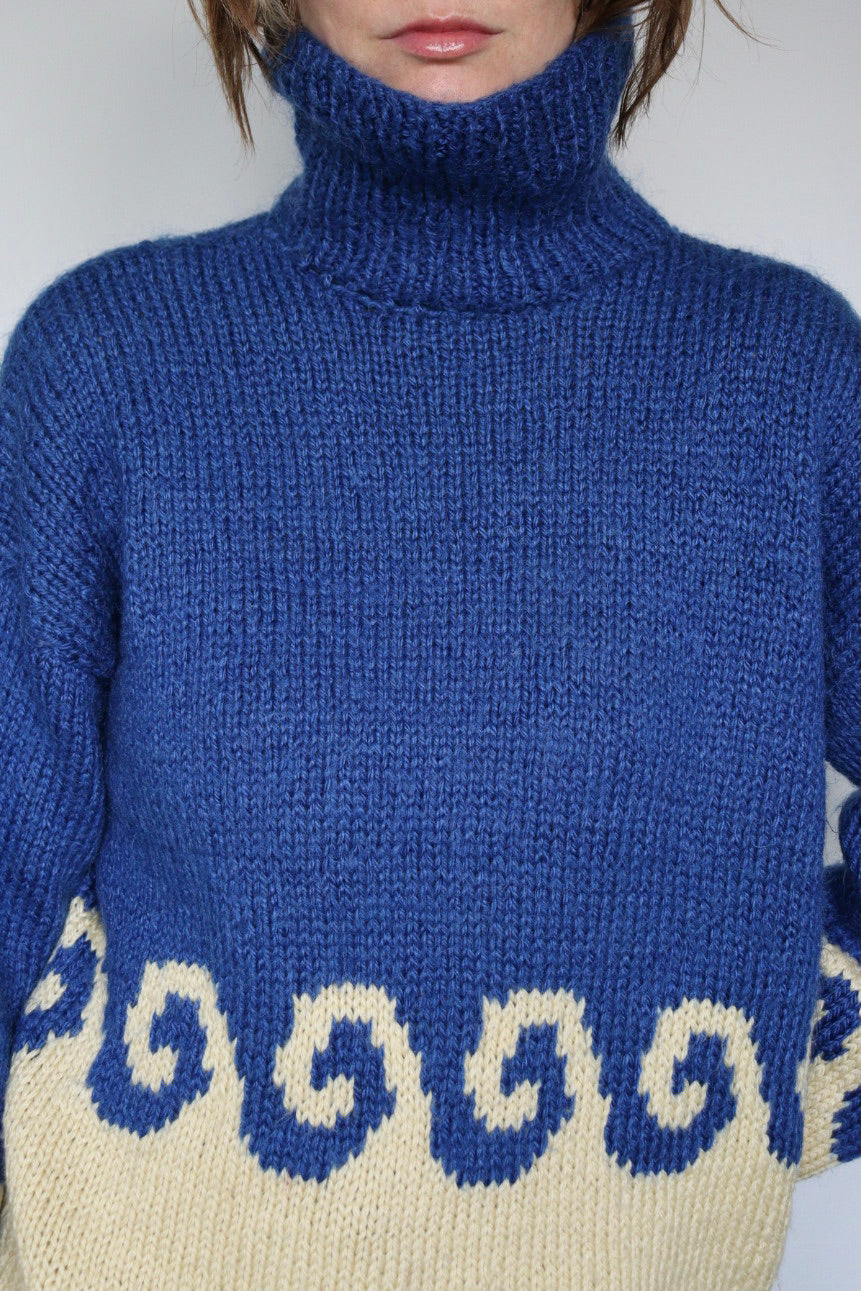 The Wool Waves - vintage knitted sweater - S up to M/L