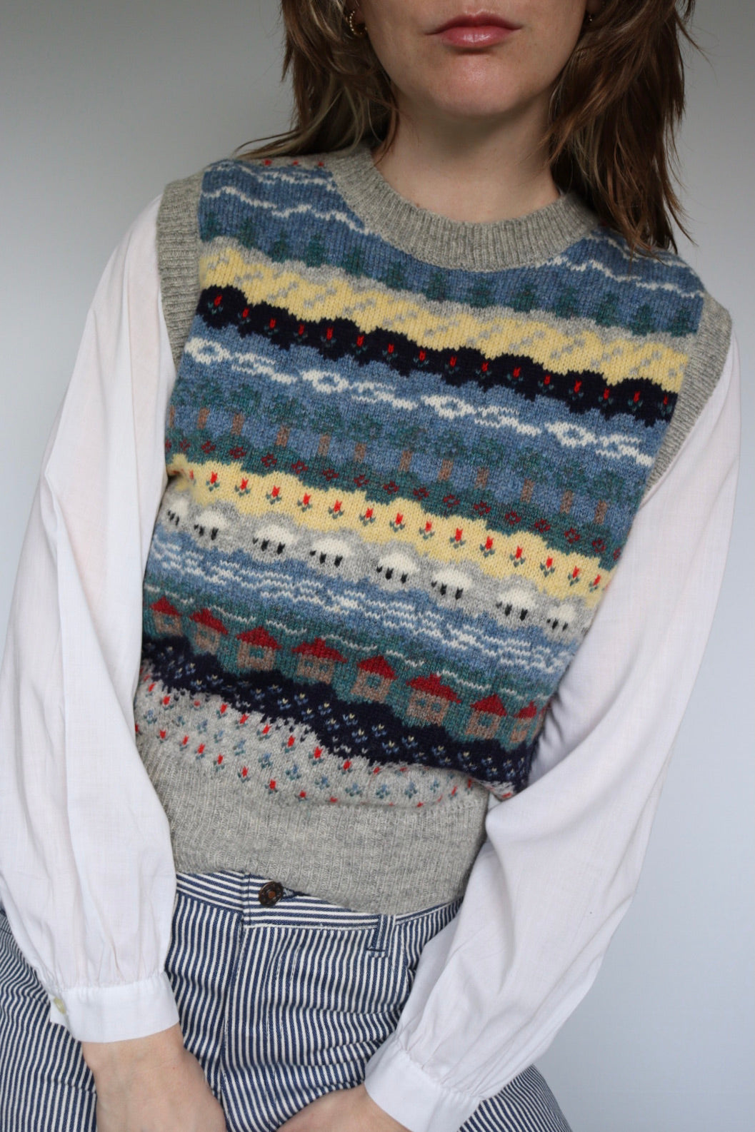 The Isle Rows - vintage sweater vest - S up to S/M