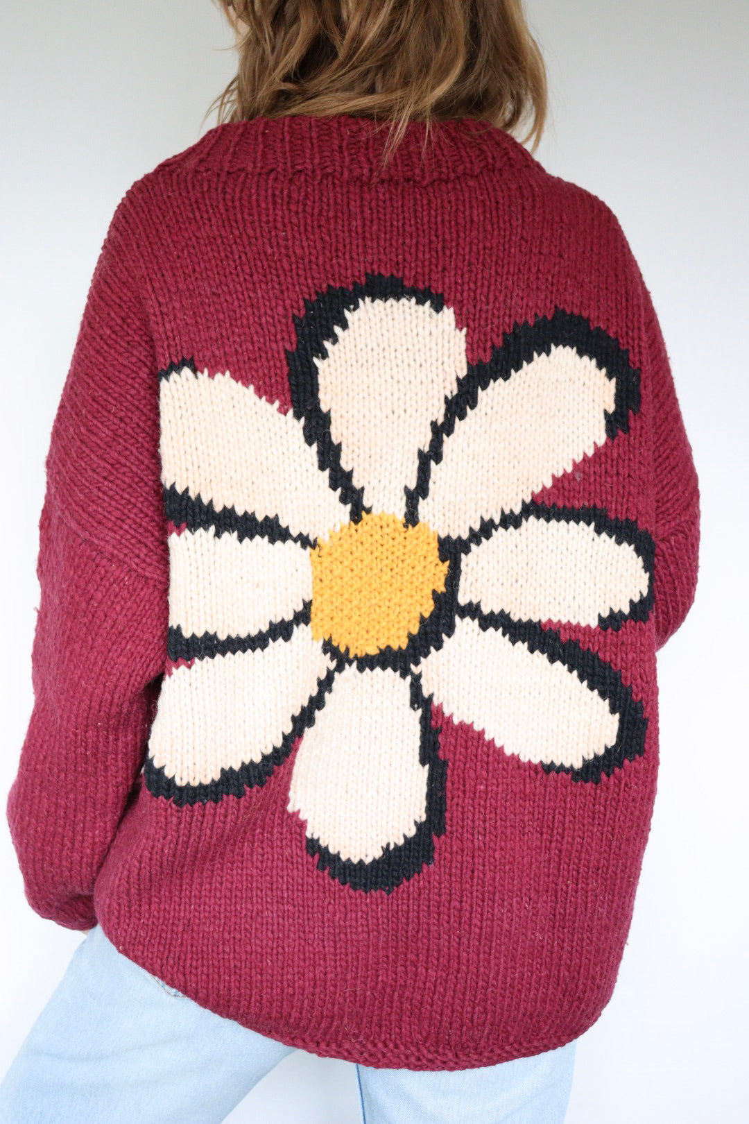 The Burgundy Daisy - vintage knitted sweater - M up to XXL