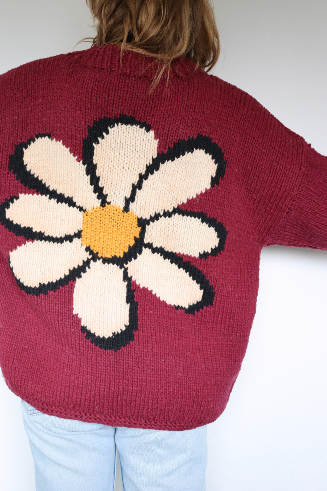 The Burgundy Daisy - vintage knitted sweater - M up to XXL