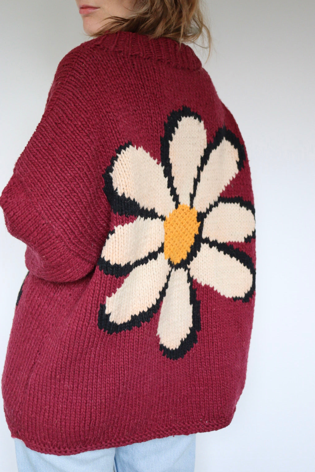 The Burgundy Daisy - vintage knitted sweater - M up to XXL