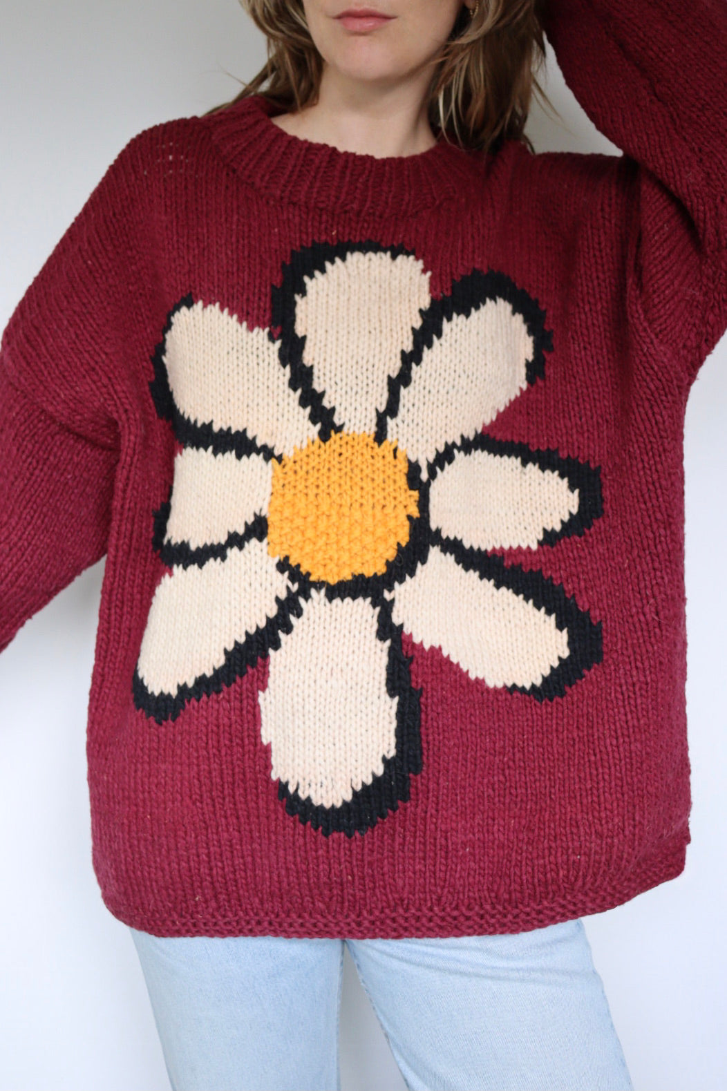 The Burgundy Daisy - vintage knitted sweater - M up to XXL