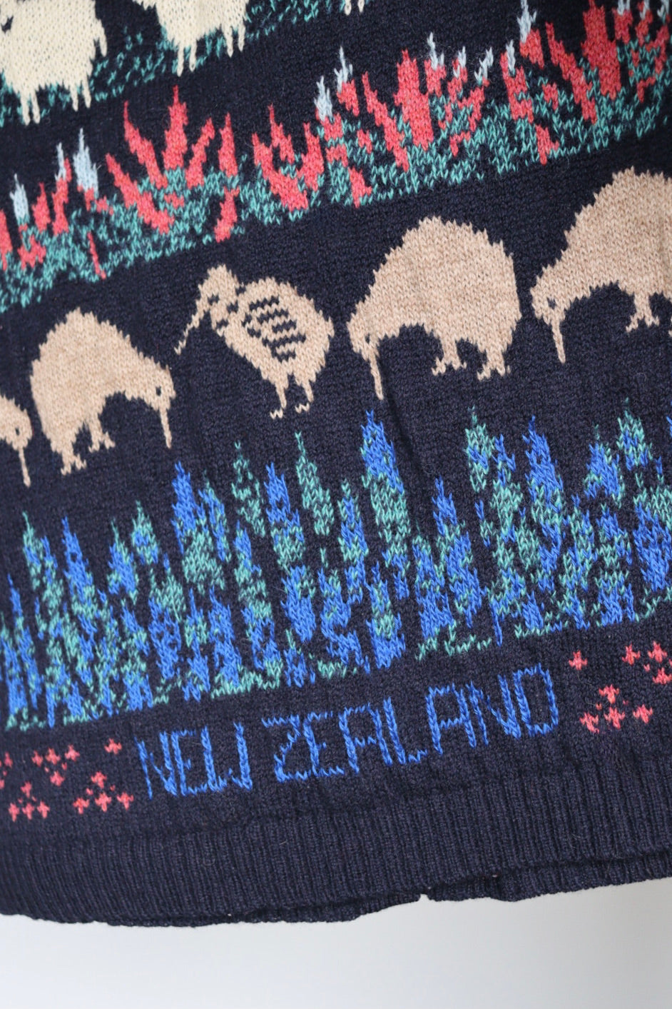 The New Zealand - vintage knitted cardigan - S up to L