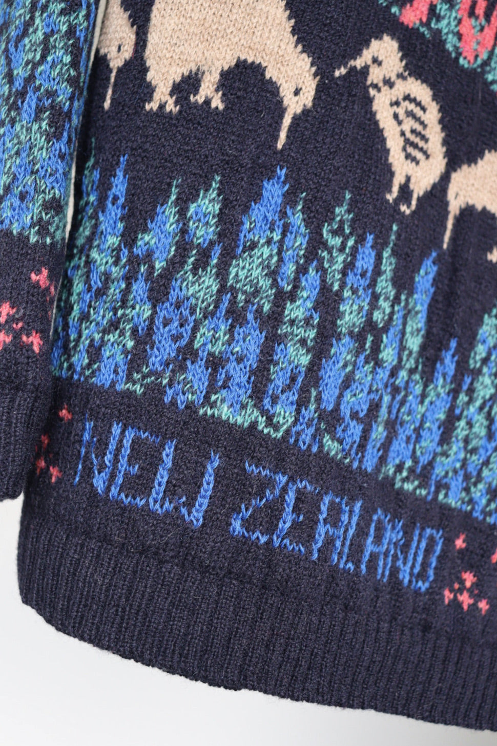 The New Zealand - vintage knitted cardigan - S up to L