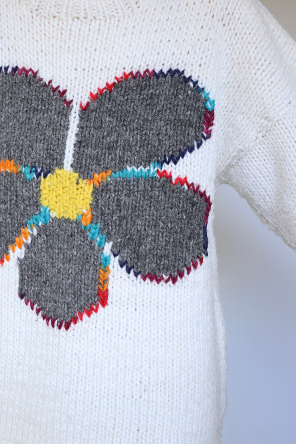 The Rainbow Daisy - vintage knitted sweater - S up to L/XL