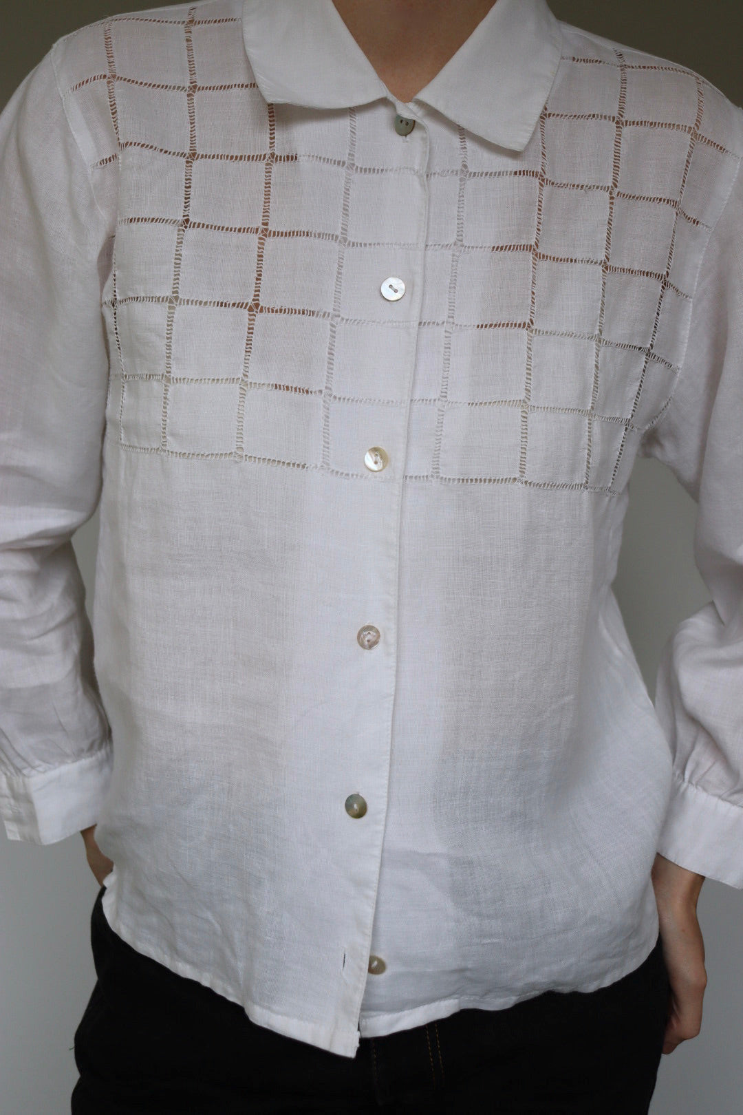 The White Linen - vintage blouse - S up to M/L