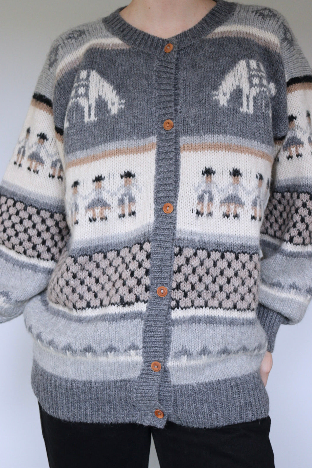 The Peruvian Cardigan - vintage knitted alpaca cardigan - S up to M/L