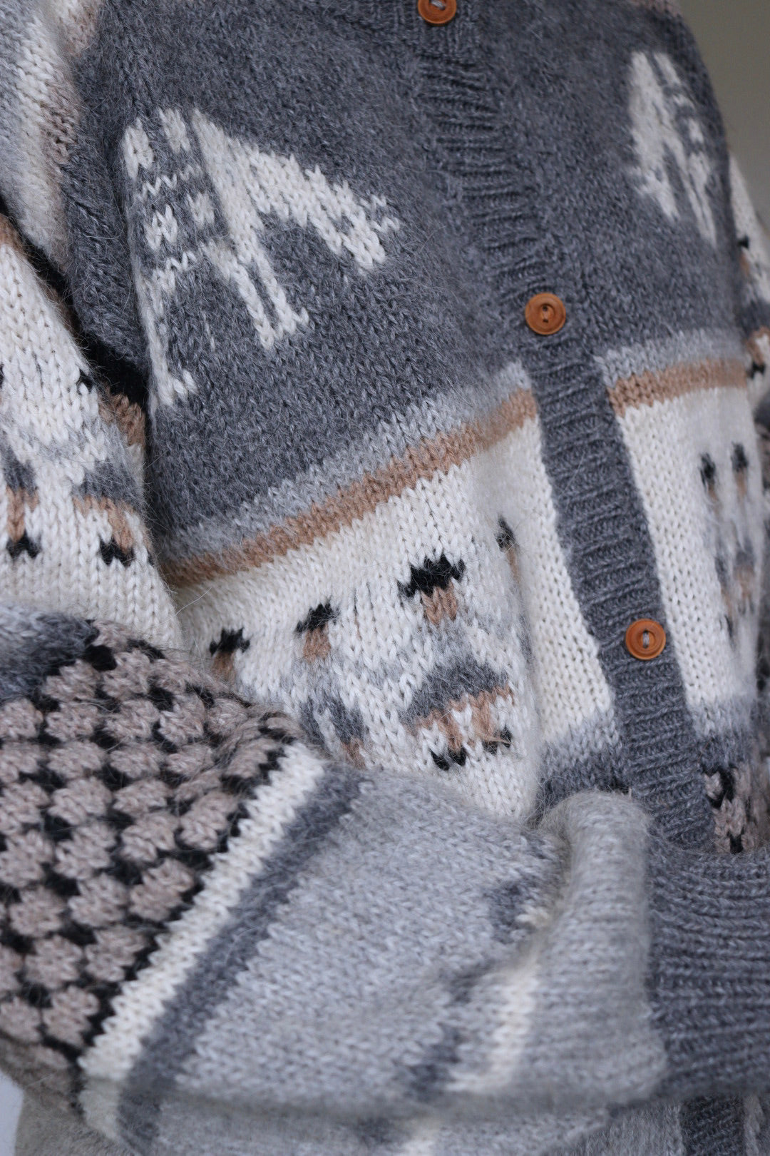 The Peruvian Cardigan - vintage knitted alpaca cardigan - S up to M/L