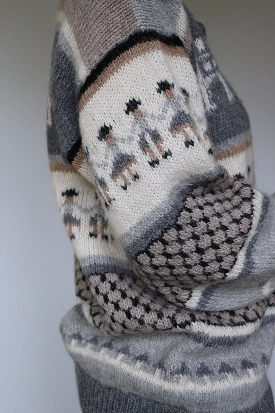 The Peruvian Cardigan - vintage knitted alpaca cardigan - S up to M/L