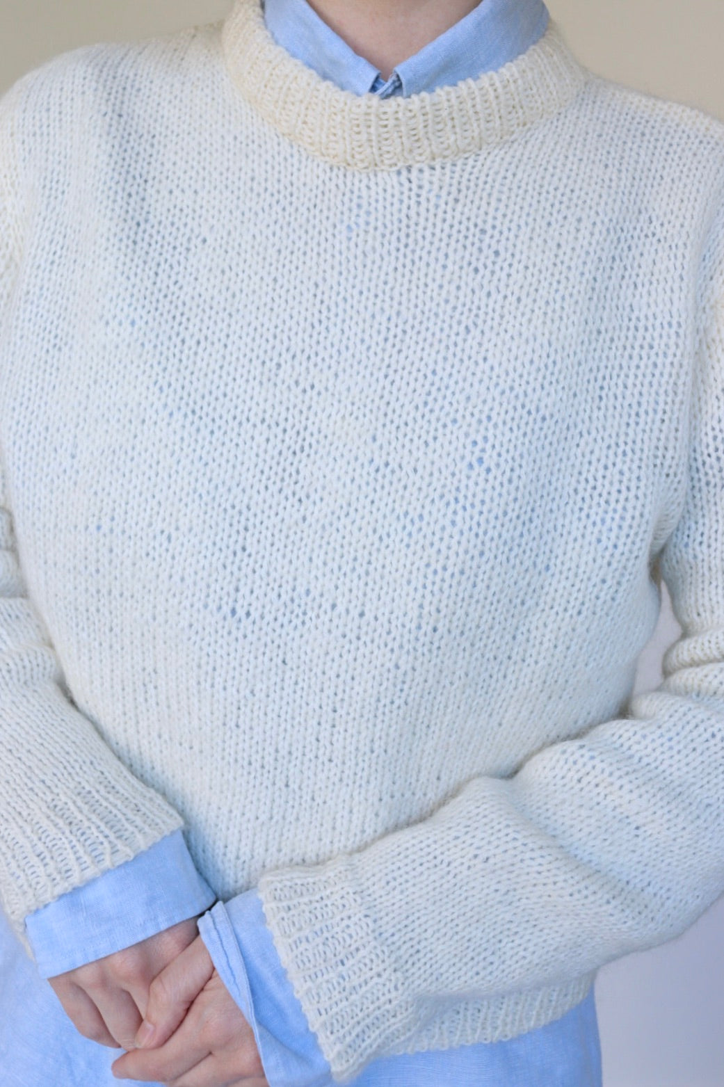 The Cropped Cream - vintage sweater - S up to M/L