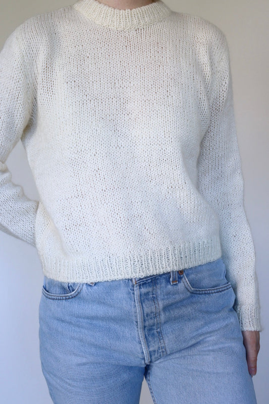 The Cropped Cream - vintage sweater - S up to M/L